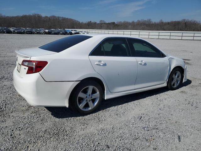  TOYOTA CAMRY 2014 Biały