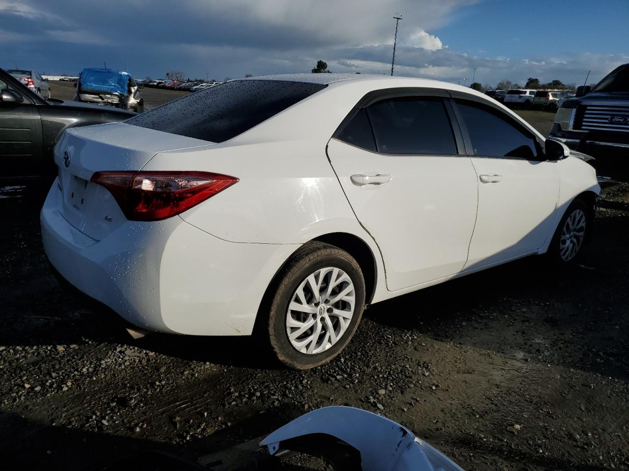 2T1BURHEXHC924710 TOYOTA COROLLA 2017