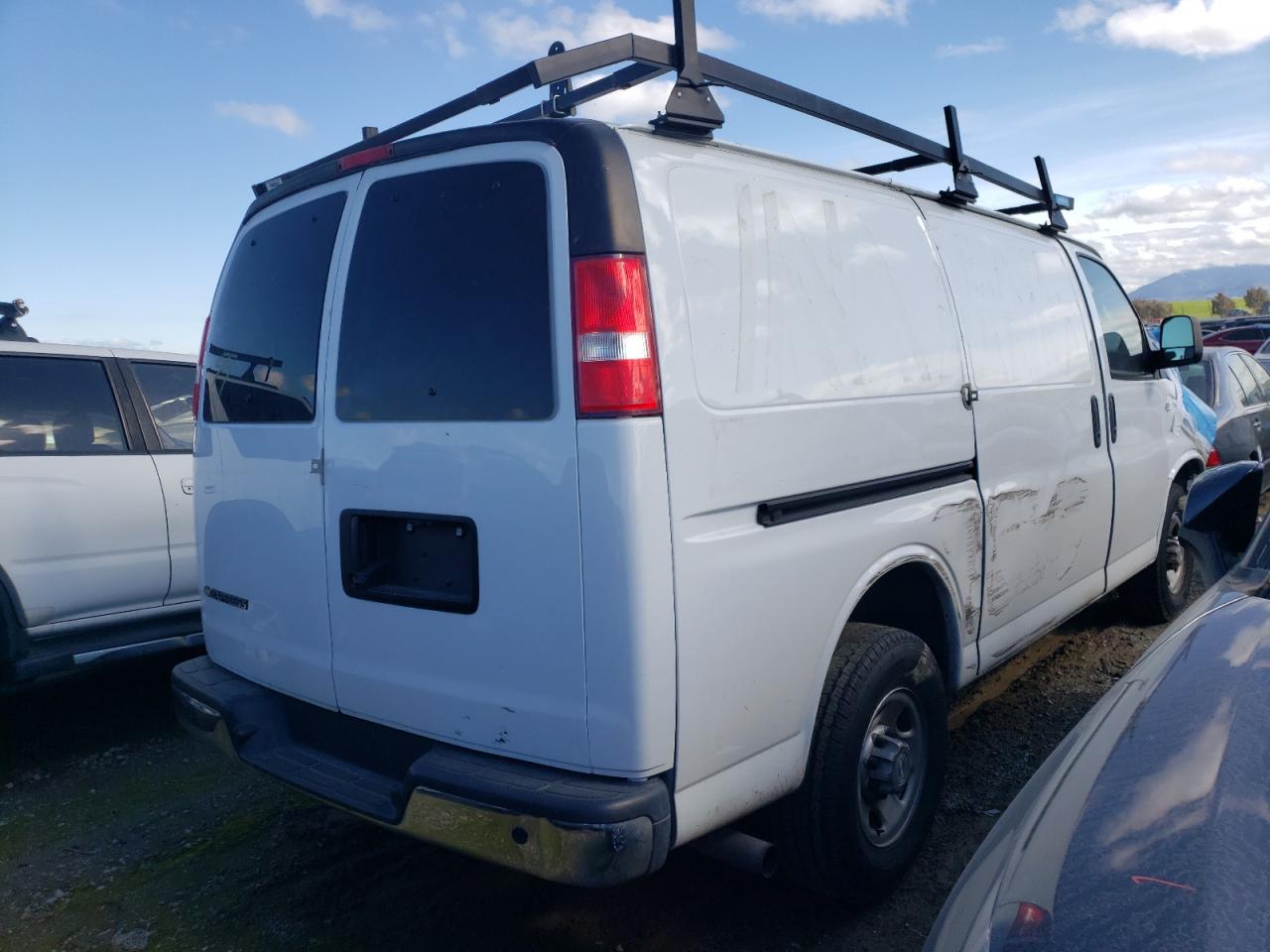 1GCWGAFG2K1371657 2019 Chevrolet Express G2500