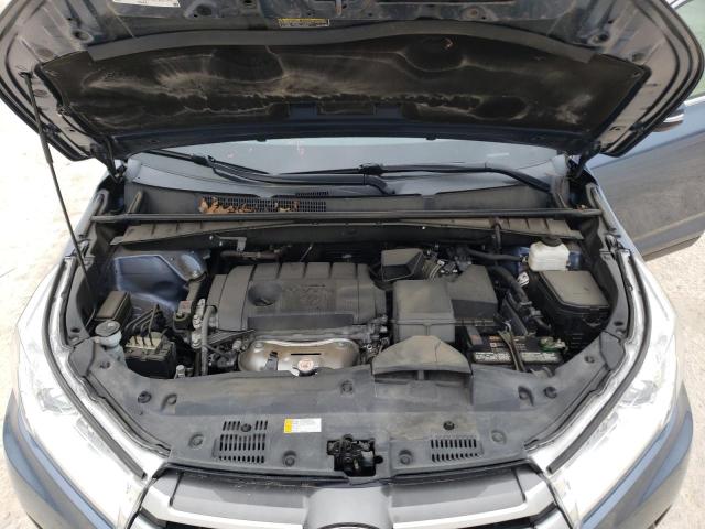 2019 TOYOTA HIGHLANDER 5TDZARFH6KS060662