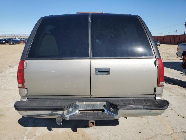 1999 Chevrolet Suburban C2500 VIN: 1GNGC26J2XJ474335 Lot: 42493014