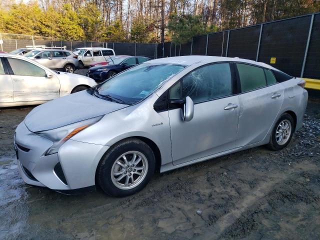 VIN WBAVM1C51FV318208 2017 TOYOTA PRIUS no.1