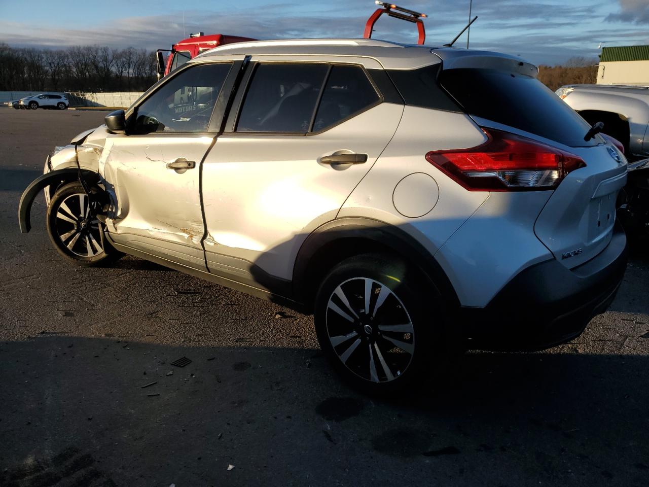 3N1CP5CU7KL521889 2019 Nissan Kicks S