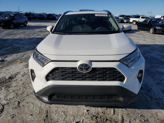2019 TOYOTA RAV4 XLE JTMW1RFV9KD030608