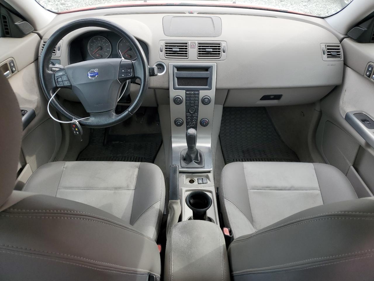 yv1ms382052065620 YV1MS382052065620 2005 Volvo S40 2.4I