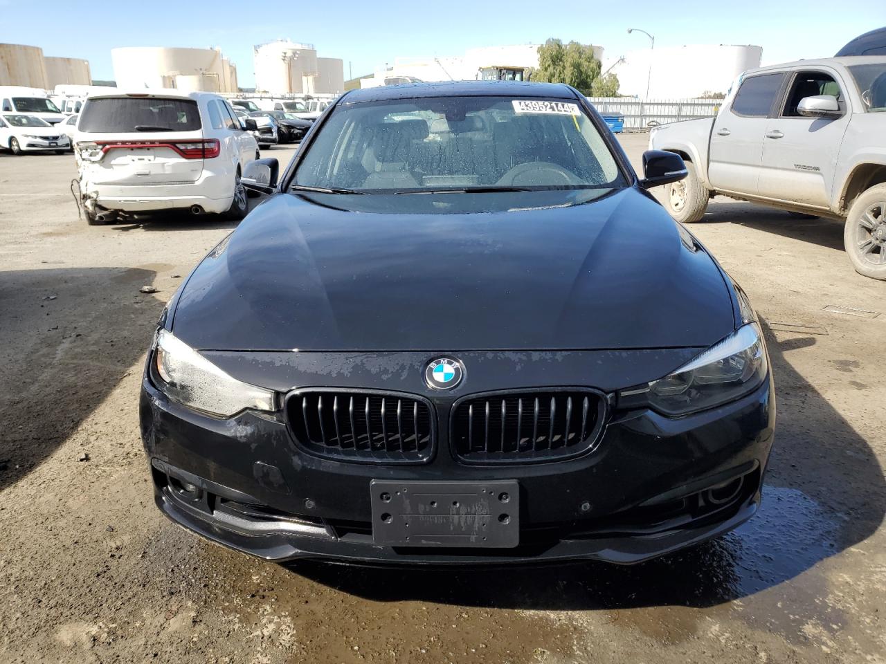 WBA8E5G33HNU43532 2017 BMW 320 Xi