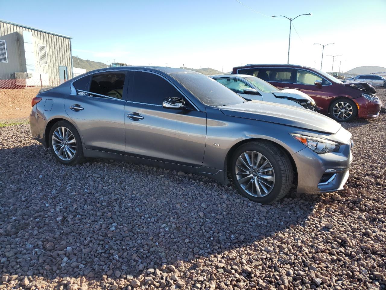 INFINITI Q50 LUXE
