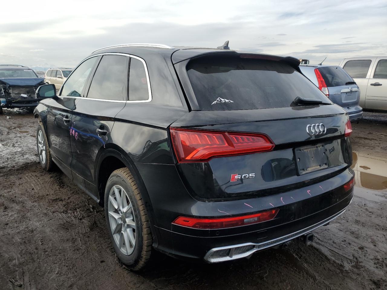 WA1A4AFY7J2101483 2018 Audi Sq5 Premium Plus