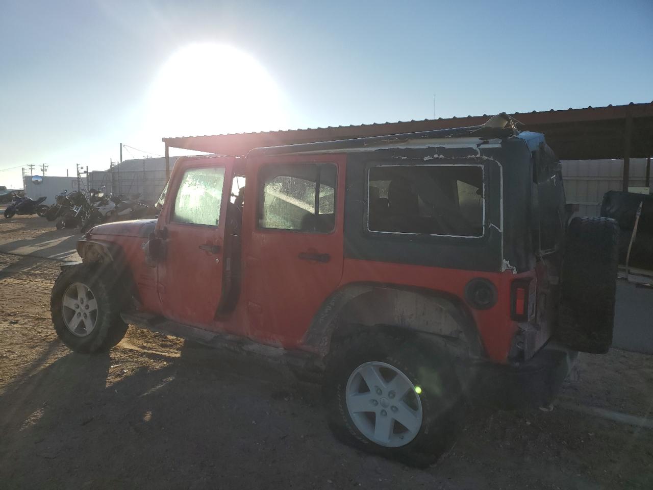 1C4BJWDG4HL664828 2017 Jeep Wrangler Unlimited Sport