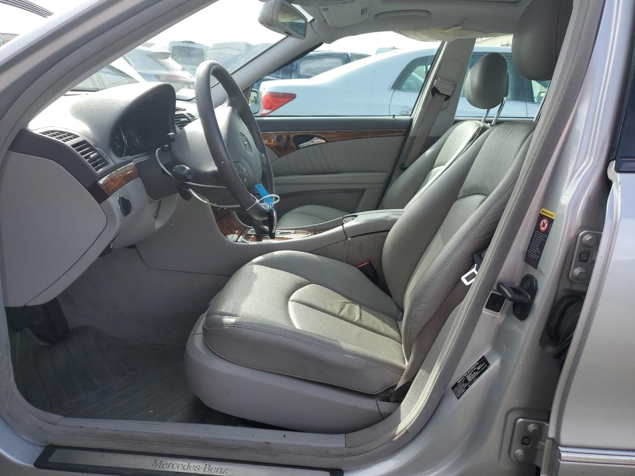 WDBUF65J34A414375 2004 Mercedes-Benz E 320