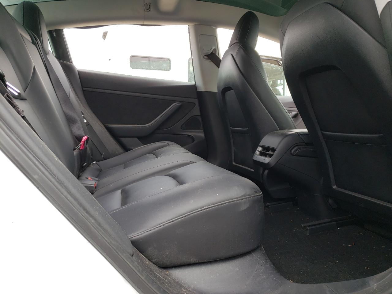 5yj3e1ea9mf907939 5YJ3E1EA9MF907939 2021 Tesla Model 3