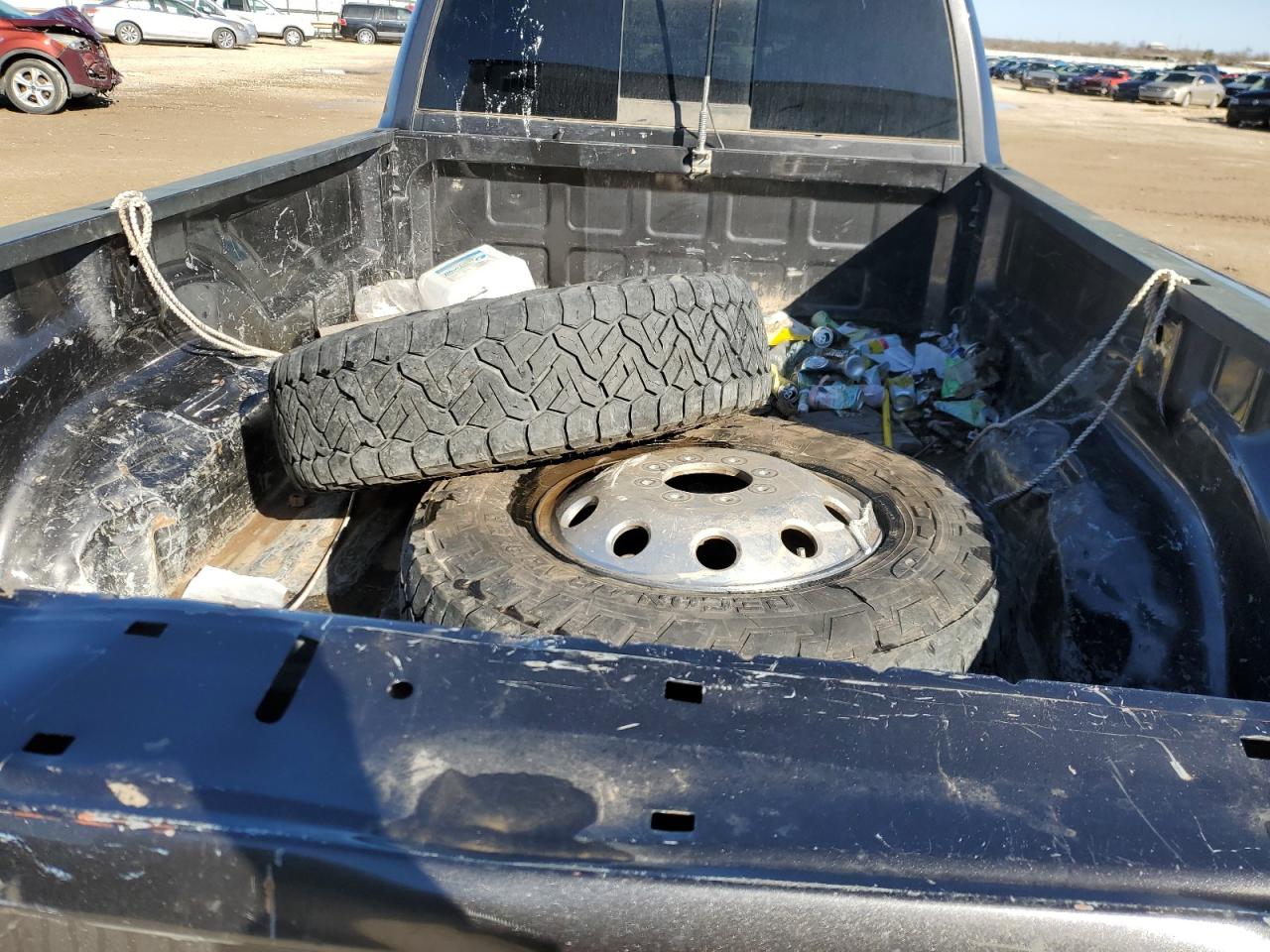 3C63RRHL5JG270318 2018 Ram 3500 Slt