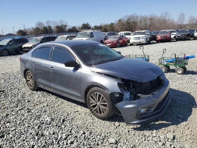 2018 VOLKSWAGEN JETTA SE - 3VWDB7AJ3JM208882