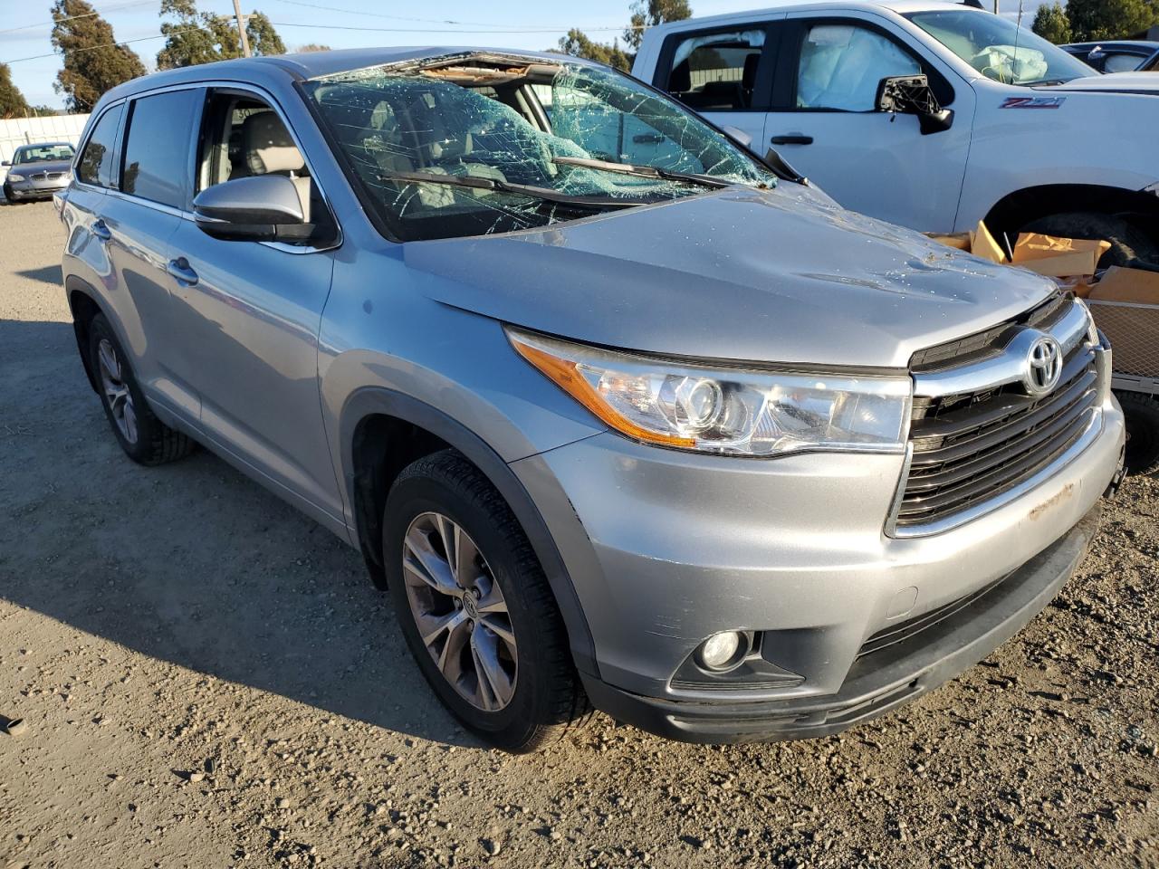 5TDBKRFH3ES009963 2014 Toyota Highlander Le
