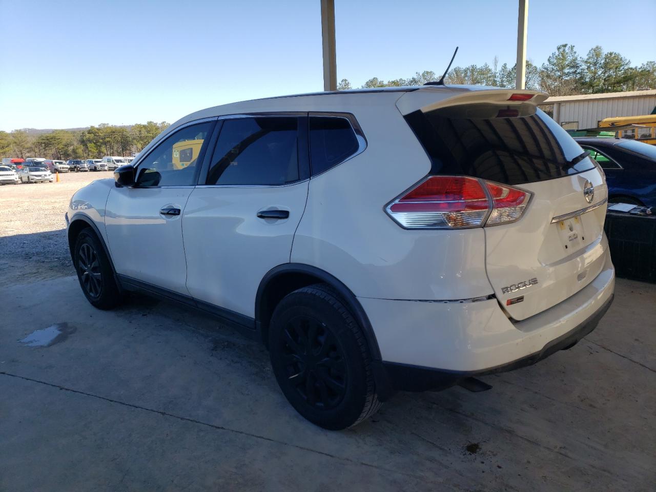 KNMAT2MT5GP640590 NISSAN ROGUE 2016