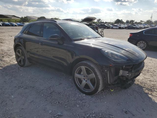 VIN WP1AB2A59JLB30054 2018 Porsche Macan, S no.4