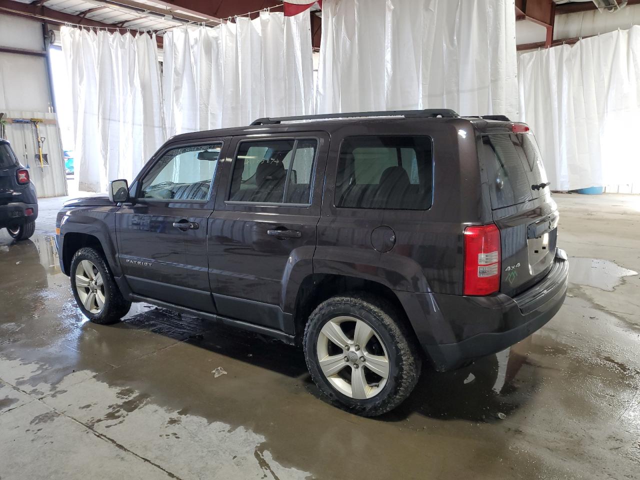 2014 Jeep Patriot Latitude vin: 1C4NJRFB0ED588627