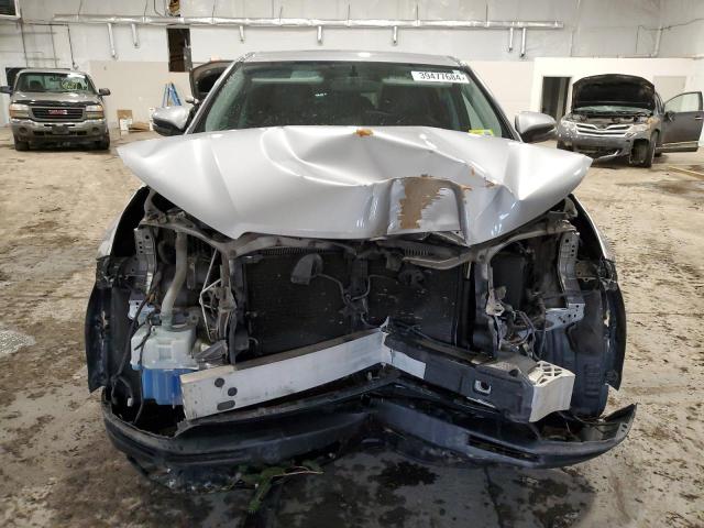 VIN 5TDBKRFH5FS105806 2015 Toyota Highlander, LE no.5