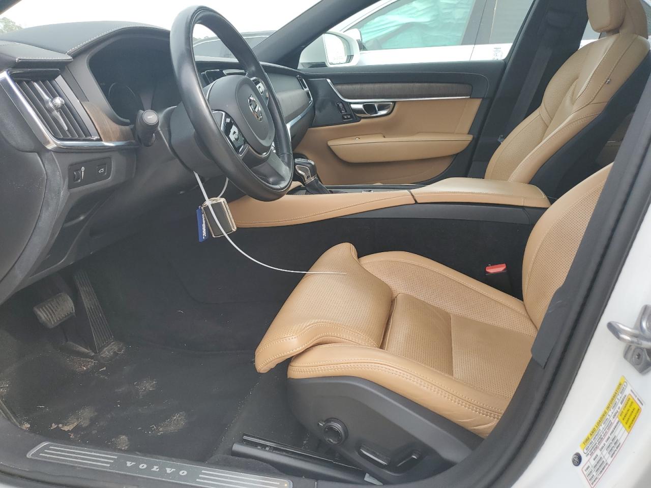 LVYA22ML7MP195146 2021 Volvo S90 T6 Inscription