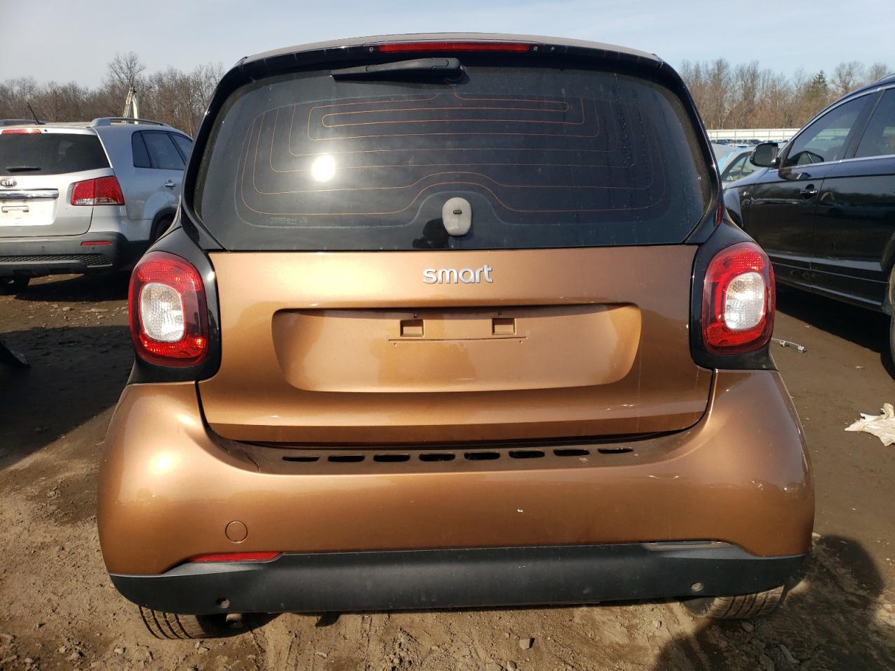 2016 Smart Fortwo vin: WMEFJ5DA7GK050515