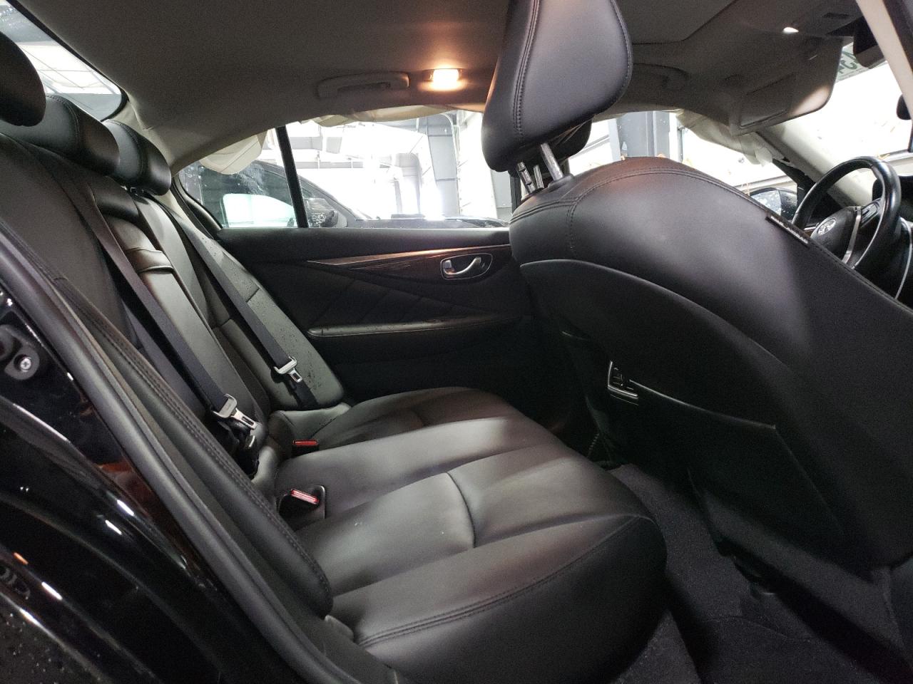 JN1EV7AR8KM556746 2019 Infiniti Q50 Luxe