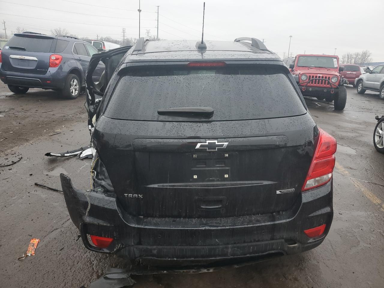 KL7CJMSB4JB688667 CHEVROLET TRAX 2018