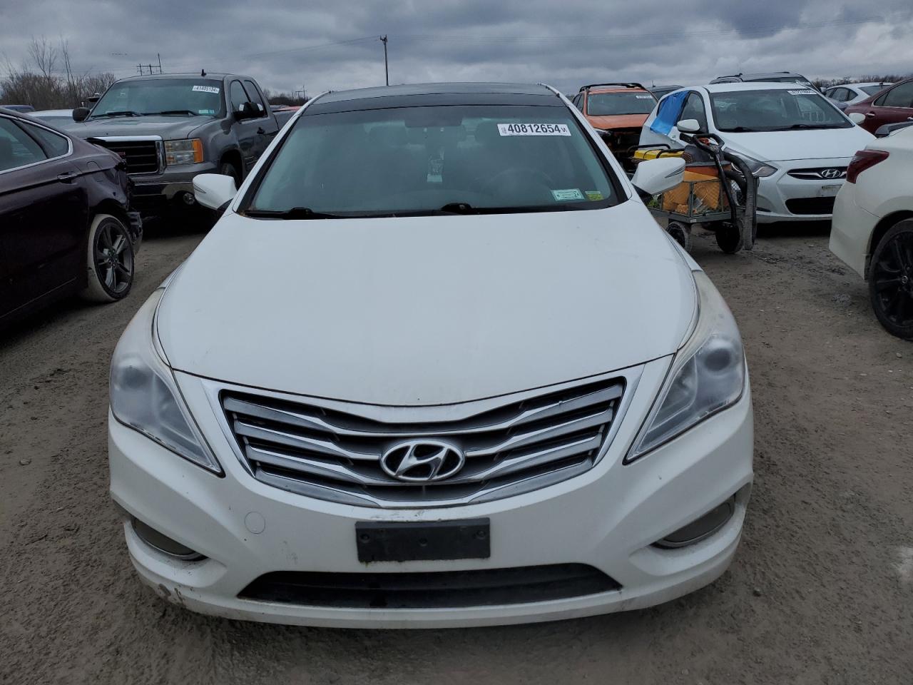 KMHFH4JG2DA261048 2013 Hyundai Azera Gls