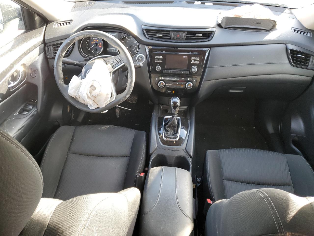 KNMAT2MT7HP519156 NISSAN ROGUE 2017