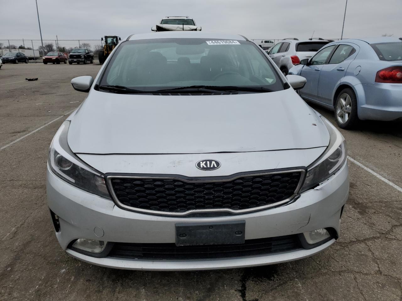 KNAFK5A87H5669612 2017 Kia Forte Lx