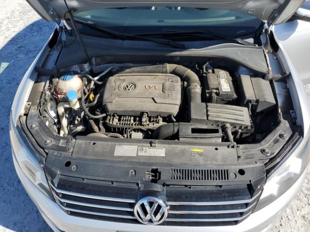 2015 VOLKSWAGEN PASSAT S 1VWAT7A30FC011081