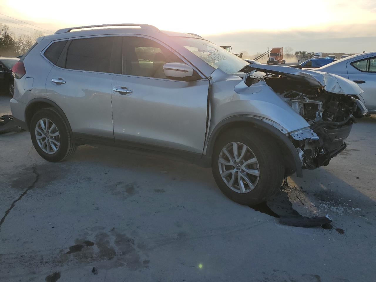 KNMAT2MT8LP516825 NISSAN ROGUE 2020