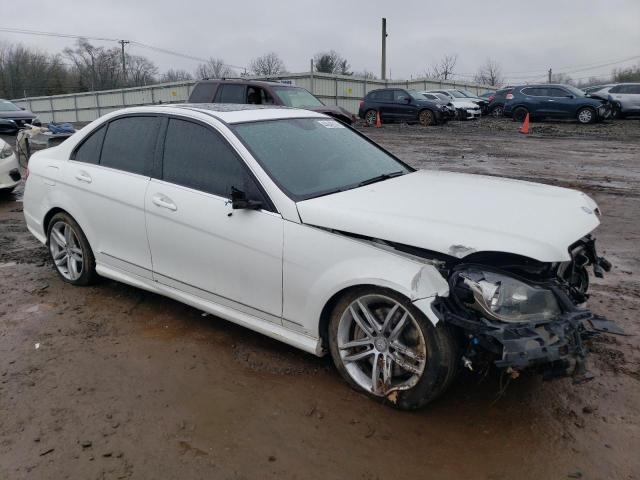 VIN WDDGF8AB8EA953767 2014 Mercedes-Benz C-Class, 3... no.4