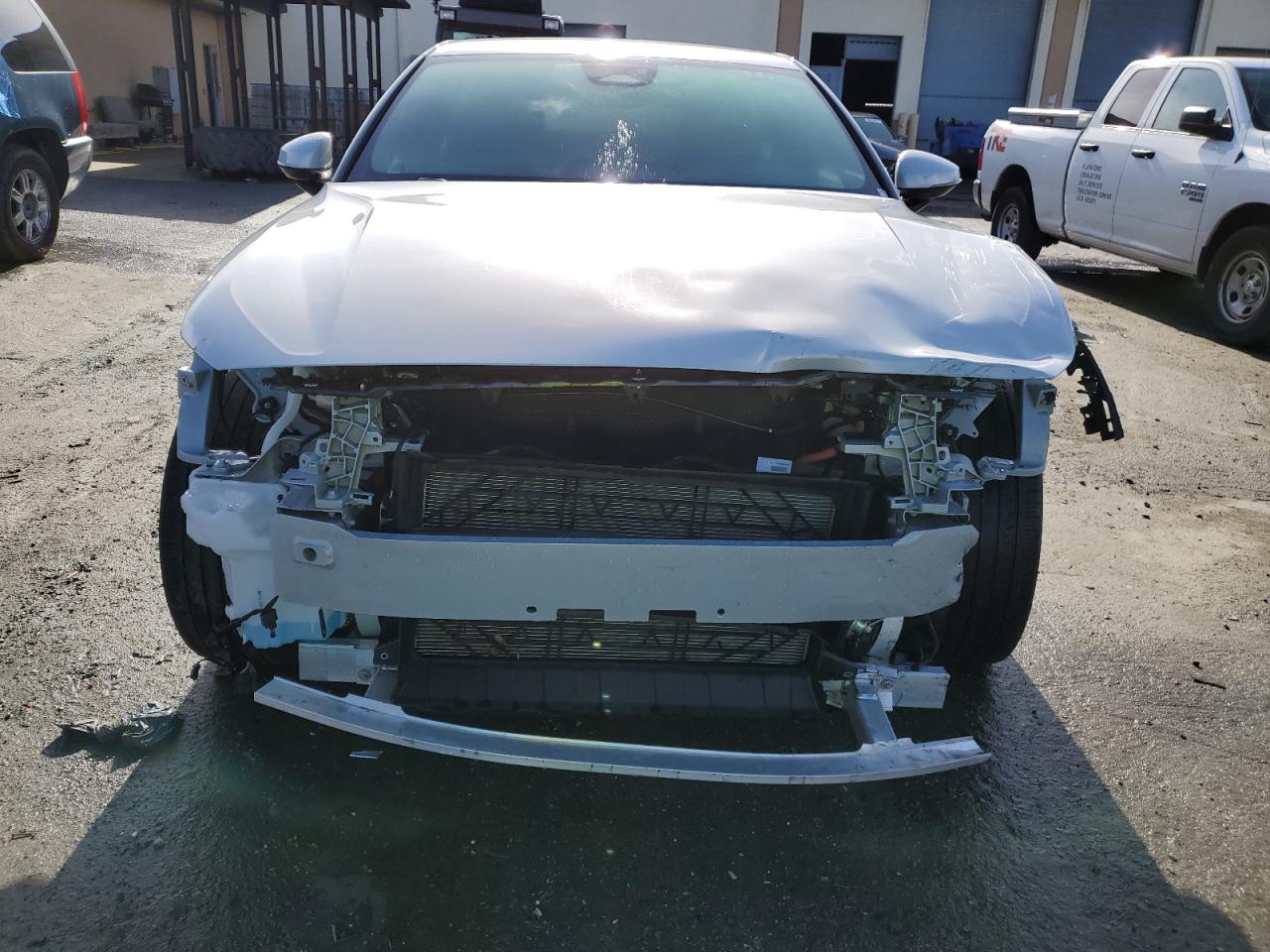 YSMEG3KA2PL147751 2023 Polestar 2