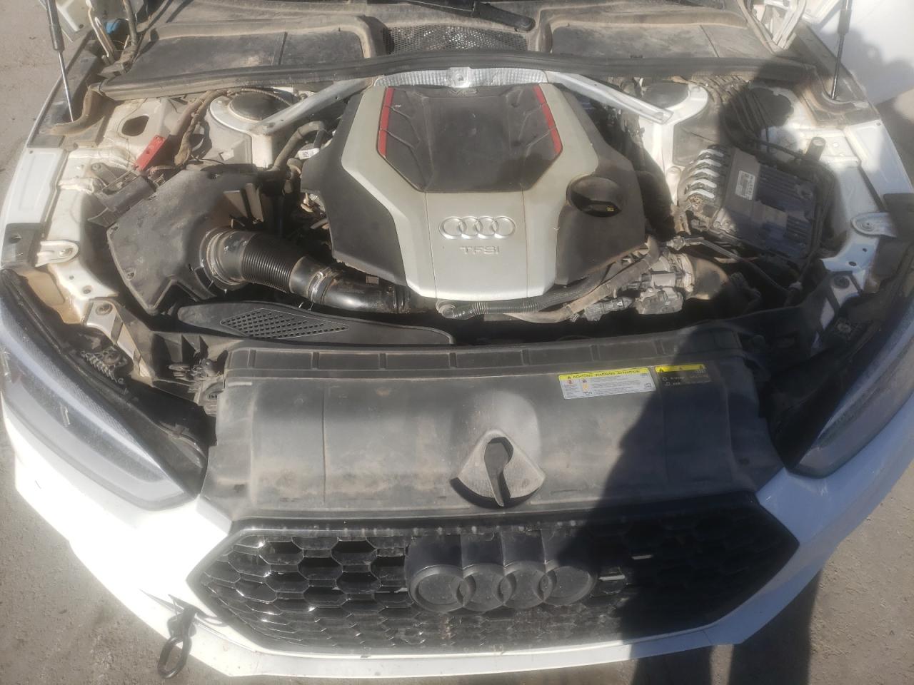WAUB4CF54JA031231 2018 Audi S5 Premium Plus