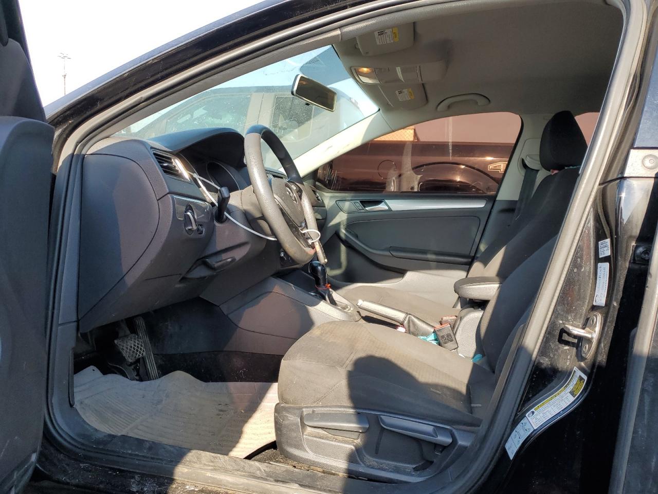 3VWD67AJ1GM236306 2016 Volkswagen Jetta Se