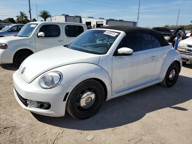 Lot #2421286123 2015 VOLKSWAGEN BEETLE 1.8 salvage car