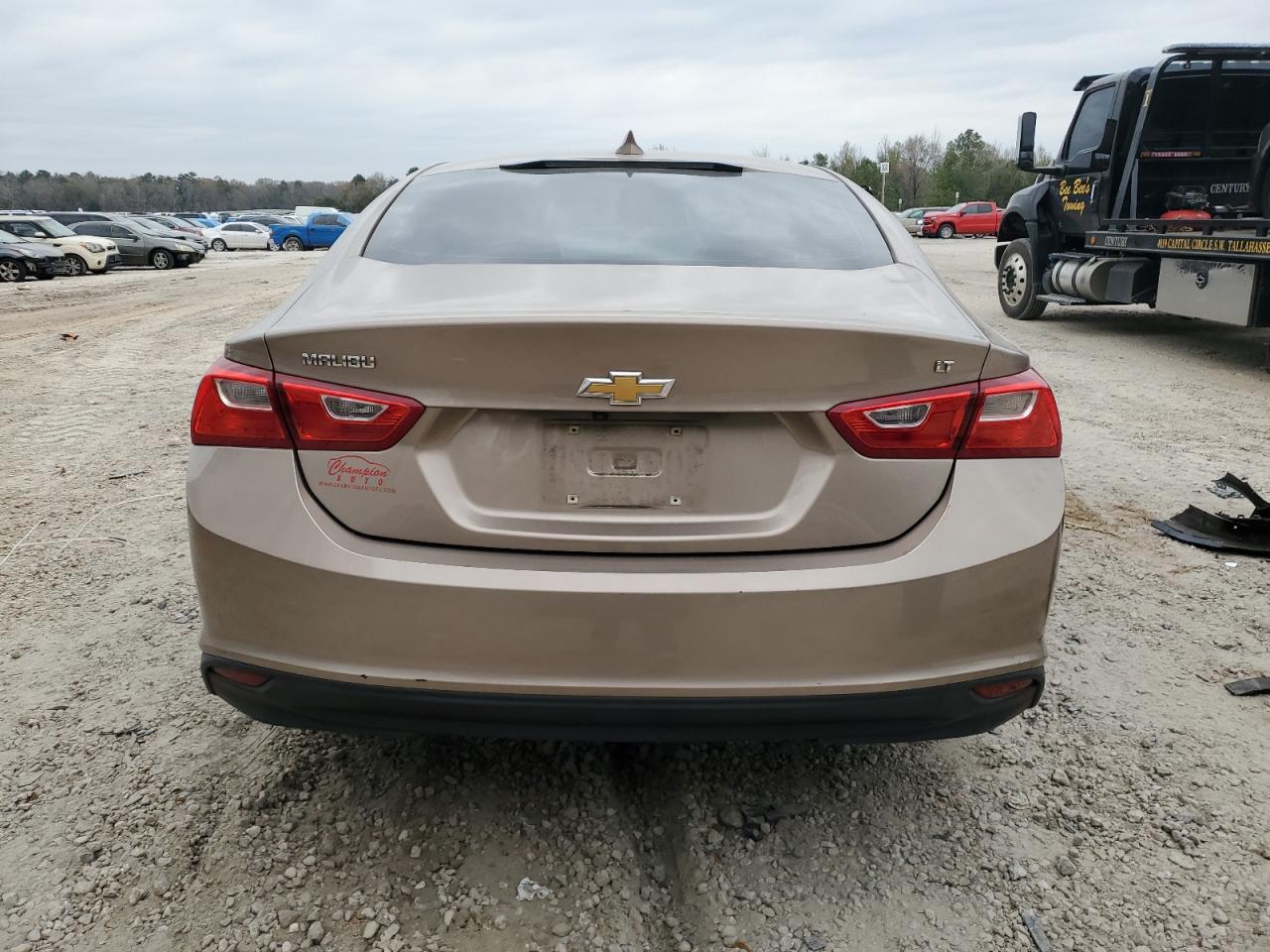 1G1ZD5ST0JF212274 2018 Chevrolet Malibu Lt