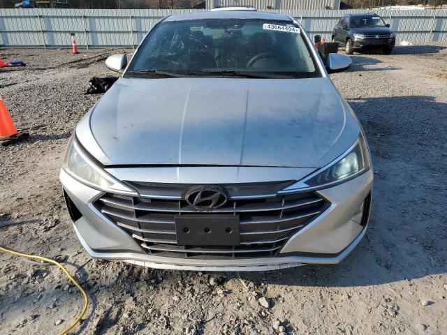  HYUNDAI ELANTRA 2019 Сріблястий