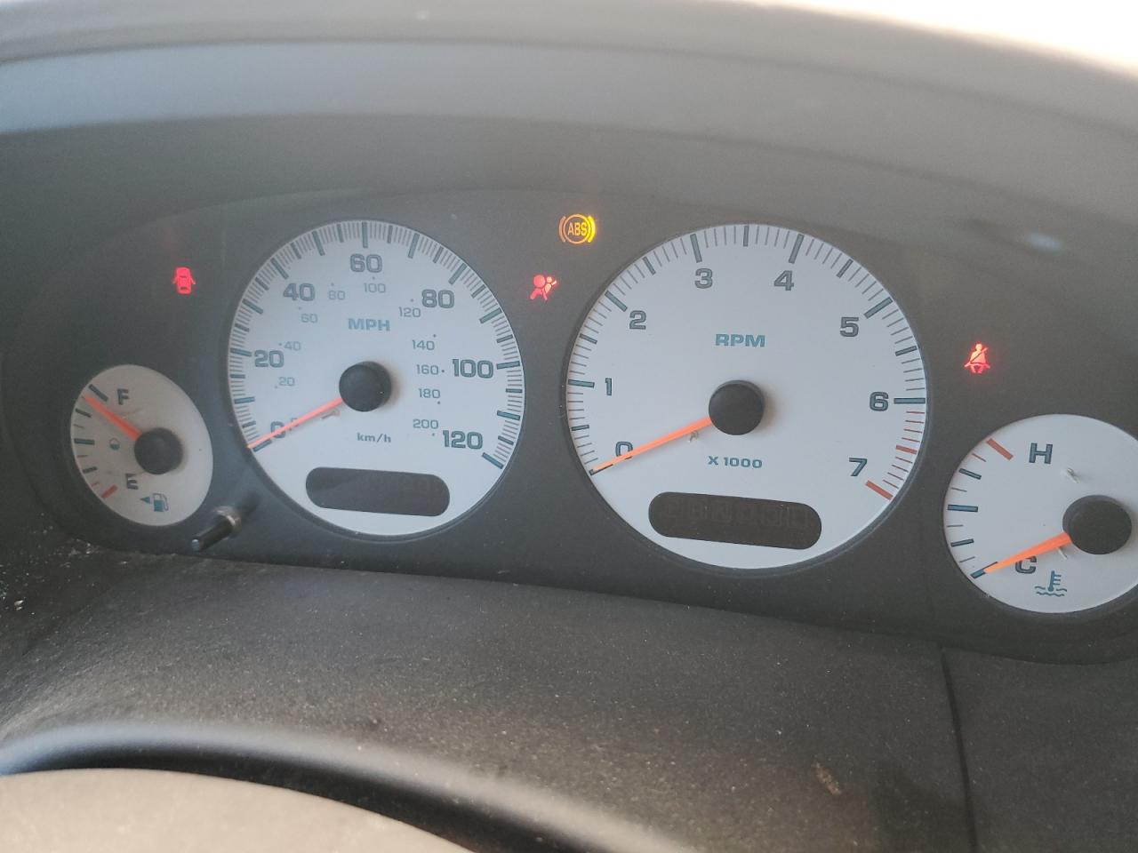 2B4GP44312R744864 2002 Dodge Grand Caravan Sport