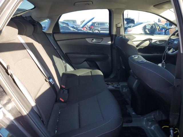 3KPF24AD9LE175971 KIA FORTE FE