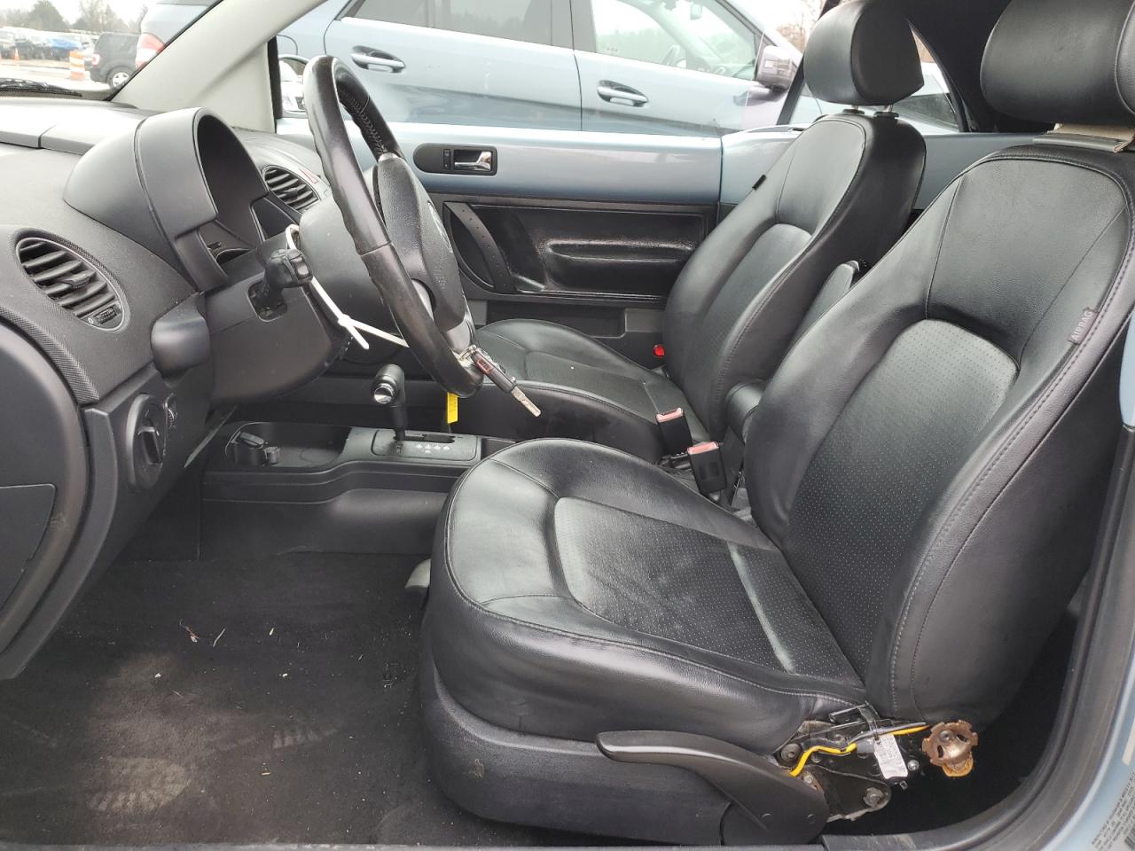 3VWRW3AL0AM002729 2010 Volkswagen New Beetle