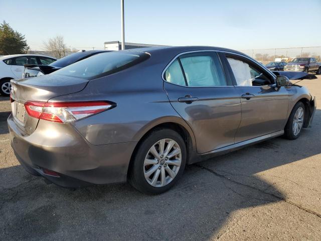 2018 TOYOTA CAMRY L - 4T1B11HK6JU637580
