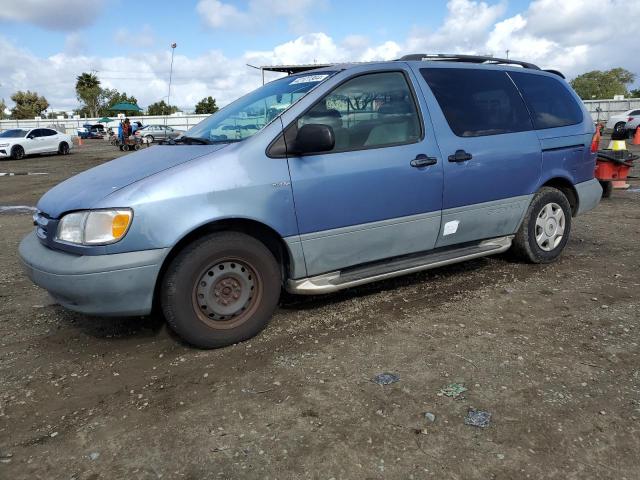 1998 Toyota Sienna LE