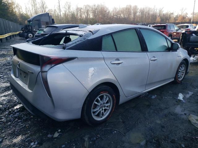 VIN WBAVM1C51FV318208 2017 TOYOTA PRIUS no.3