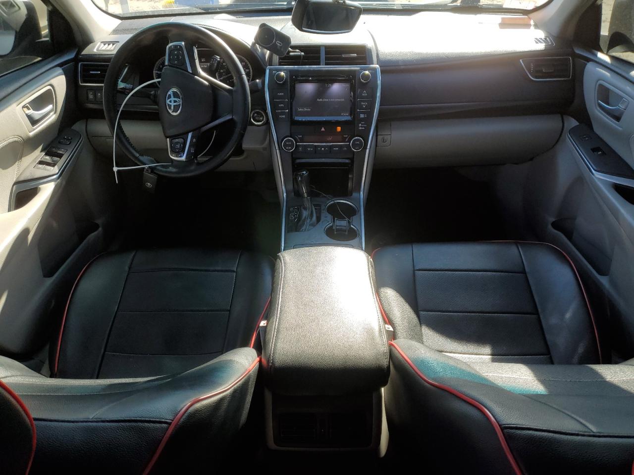 4T1BF1FK5FU954617 2015 Toyota Camry Le