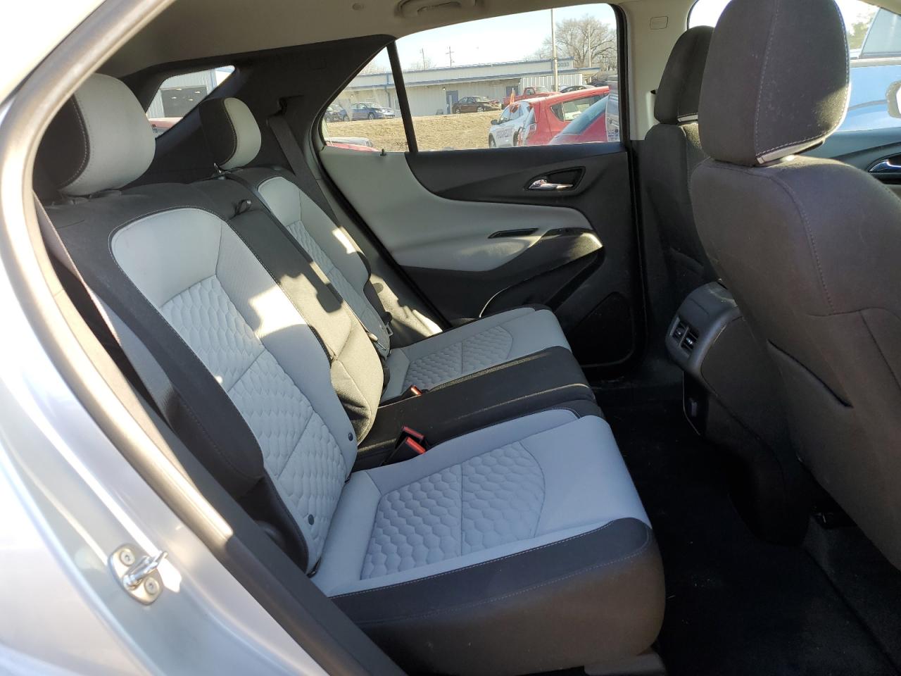 3GNAXJEV5JS642578 CHEVROLET EQUINOX 2018