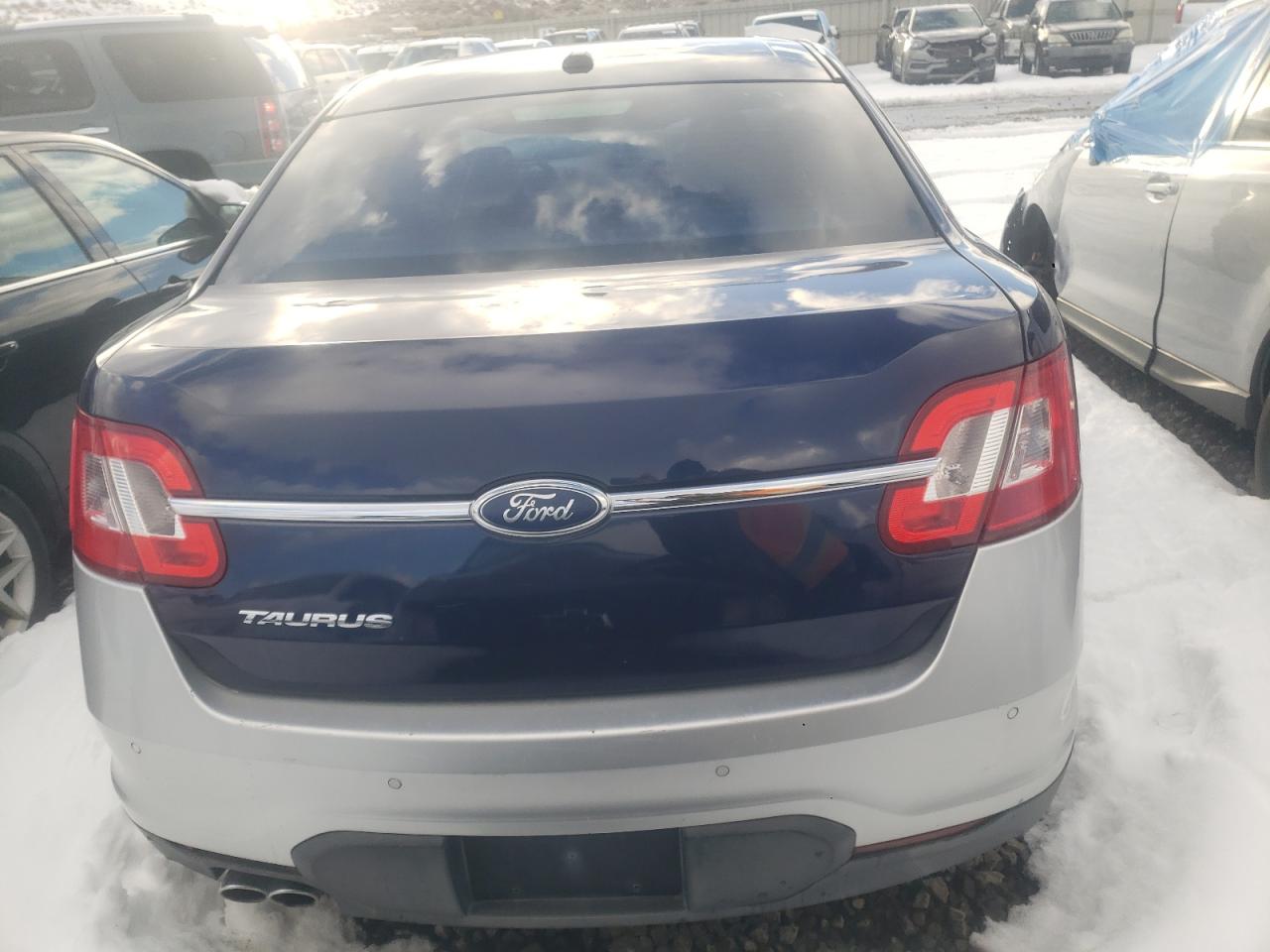 1FAHP2DWXBG184307 2011 Ford Taurus Se