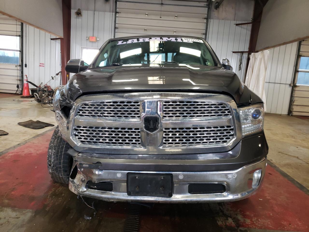 1C6RR7NT5HS529900 2017 Ram 1500 Laramie