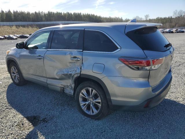 VIN 5TDZKRFH1FS102335 2015 Toyota Highlander, LE no.2