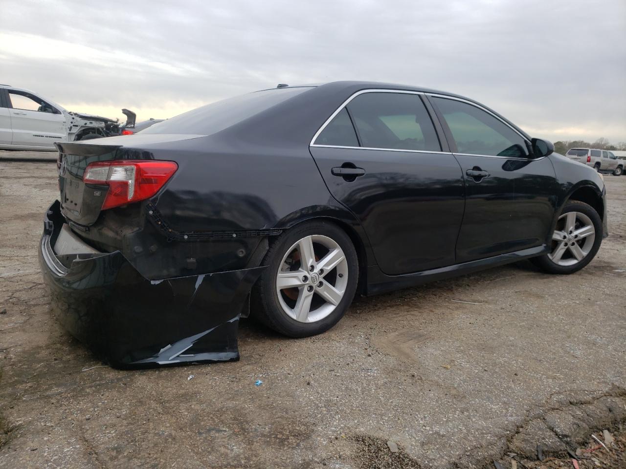 4T1BF1FK4EU423262 2014 Toyota Camry L